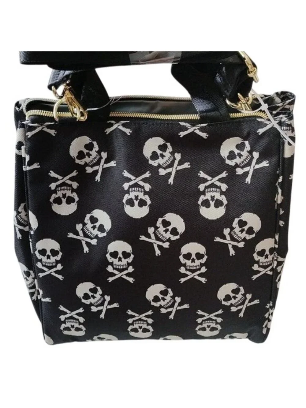 Betsey Johnson Skull + Crossbones Insulated Lunch Bag Purse Crossbody Cooler